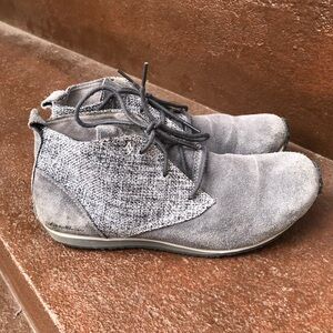 Eddie Bauer Womens Transition Chukka Boots Lace Up Suede Size 8 Gray Woven